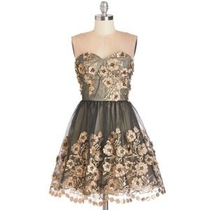 ModCloth strapless dress
